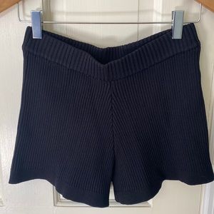 DYLN Small black shorts